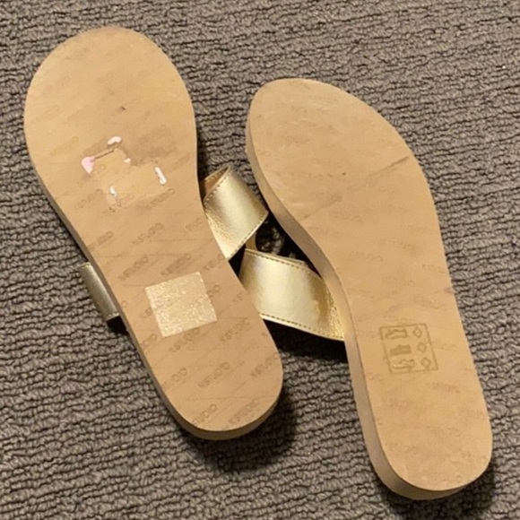 Gold Strap Thong Sandal Boho Gladiator Slip On Metallic Summer Resort Beach Flat - Picture 2 of 2